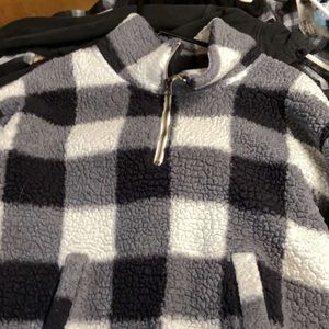 old navy, sweater, includes a front pocket.
